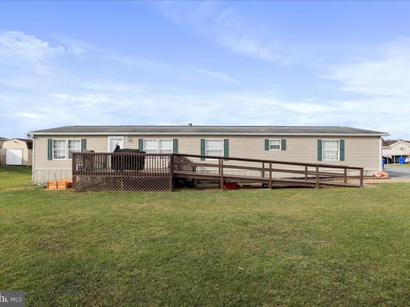 8 Travis Ave, Shippensburg, PA 17257