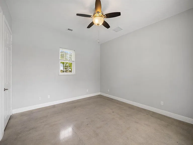 11726 SW Westcliffe Ln — Photo 13