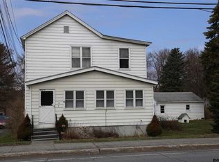 52 Cohoes Rd, Watervliet, NY 12189