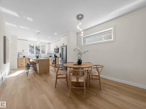 8713 149th St NW, Edmonton, AB T5R 1B5
