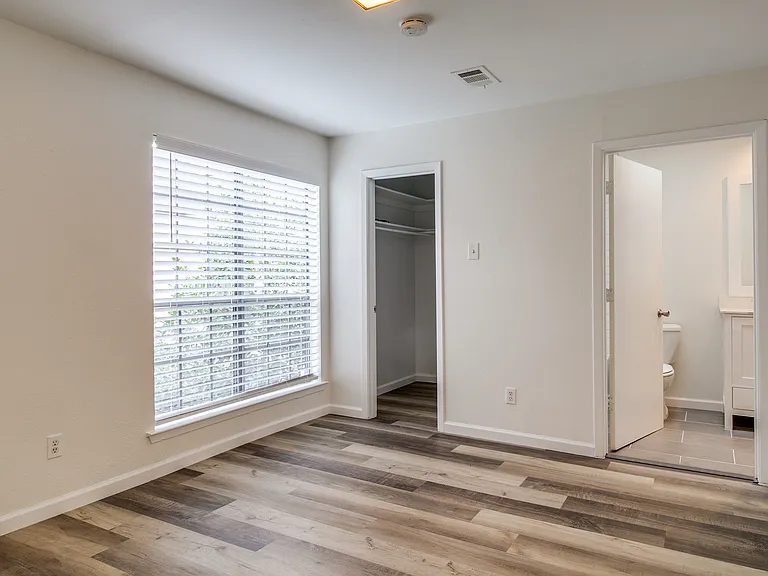 4116 Cole Ave #308 — Photo 15