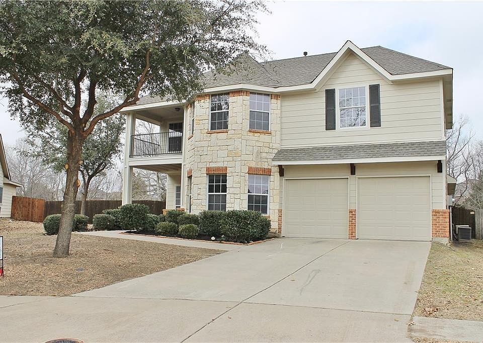 1st image of 9768 Water Tree Dr