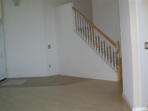 5th image of 3120 Halyard Way