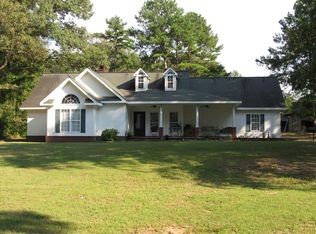 88 Yawn School Rd, Lumberton, MS 39455