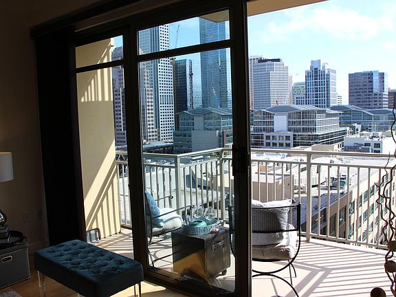 4th image of 246 2nd St APT 1305