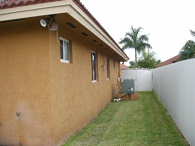 2nd image of 3144 SW 142nd Pl