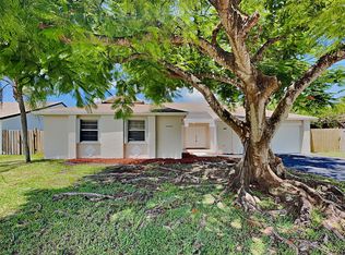 14840 SW 129 Place Rd, Miami, FL 33186