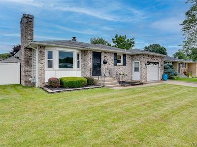 1451 100th St, Niagara Falls, NY, 14304