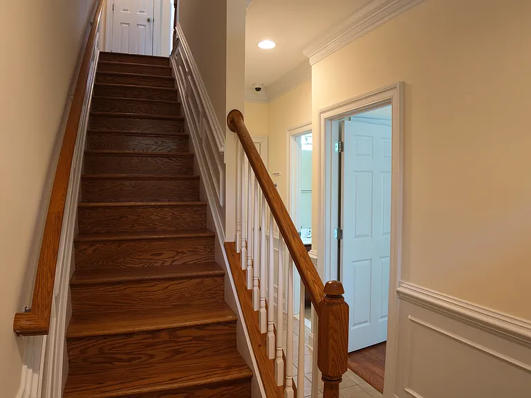 3066 Waterloo Ln — Photo 8