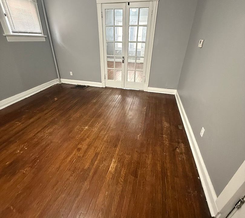 1st image of 3720 Walnut St APT 1