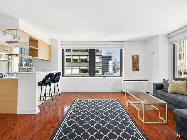 100 W 39th St APT 37D, New York, NY 10018