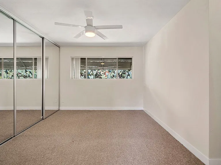 Ave 59 - Highland Park Apartments(Rivendell) — Photo 14