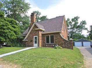 114 E Southern Dr, Bloomington, IN 47401