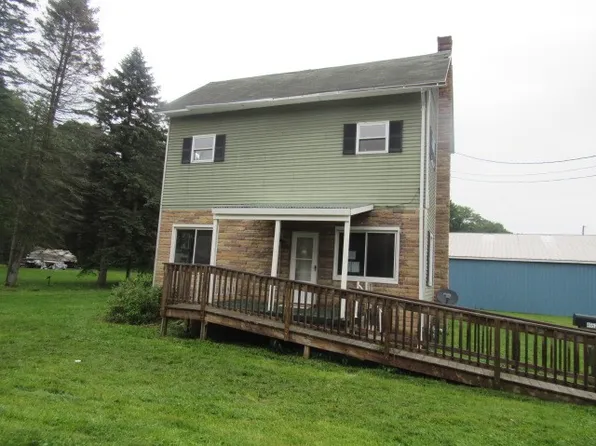 4557 Elton Rd, Johnstown, PA 15904