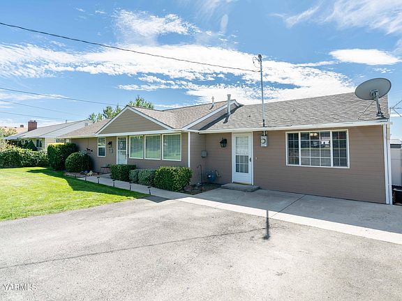 3204 Butterfield Rd Yakima WA-4>