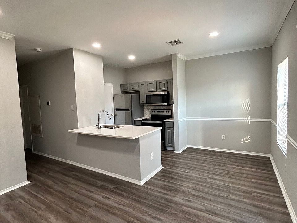 1st image of 12166 Metric Blvd APT 277