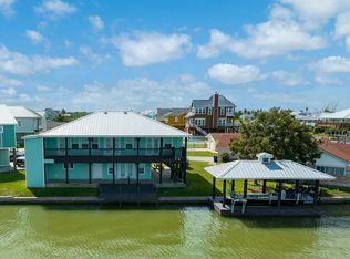 122 Bufflehead Ln, Rockport, TX 78382