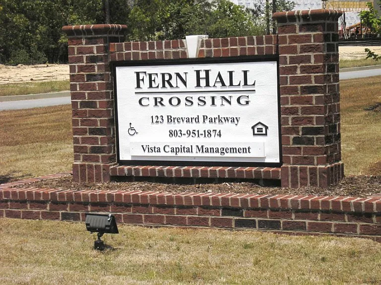 Fern Hall Crossing — Photo 5