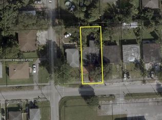 783 NW 96th St, Miami, FL 33150
