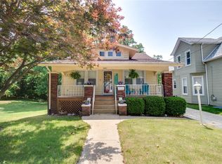 2105 State St, Alton, IL 62002