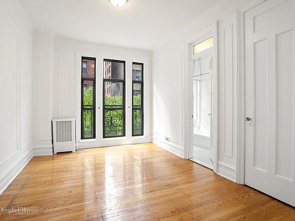 4th image of 347 W 55th St APT 4F