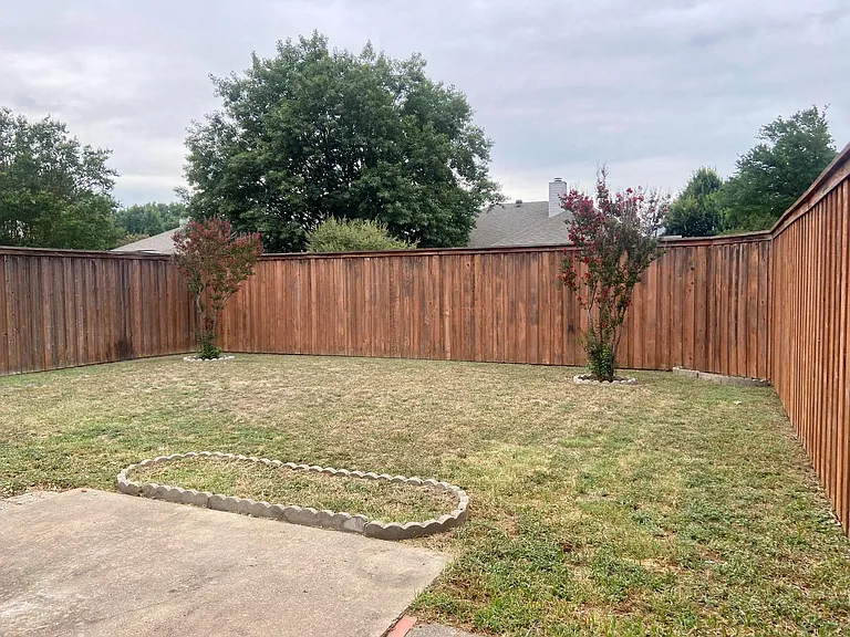 1411 Rivercrest Blvd — Photo 11