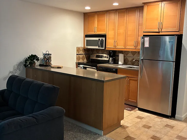 100 Kerr Pkwy #30 — Photo 4