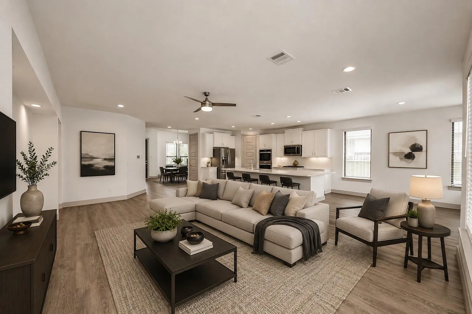 5 bed, 3.5 bath, 3353 sqft, $3,850 — Photo 4