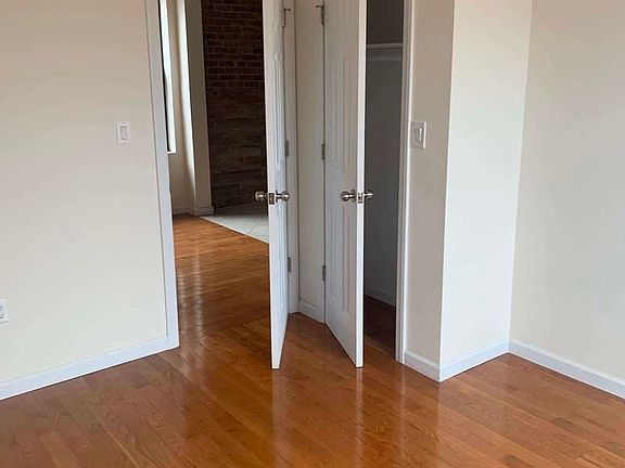 5th image of 41-11 28th Ave #17