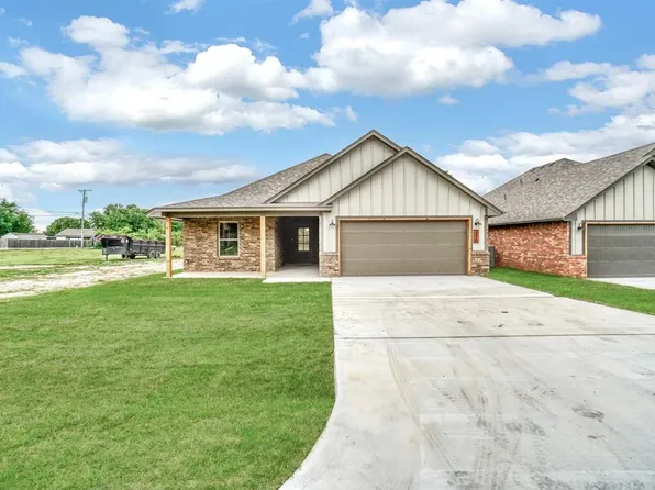 710 NW Cherry Ave, Cache, OK 73527