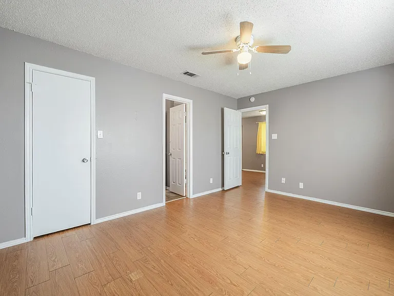 5807 Spring Meadow Rd #B — Photo 20