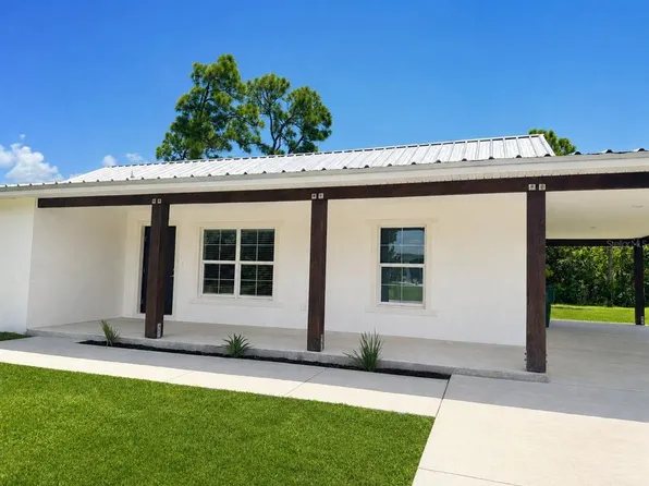 421 Chamber St NW, Pt Charlotte, FL 33948