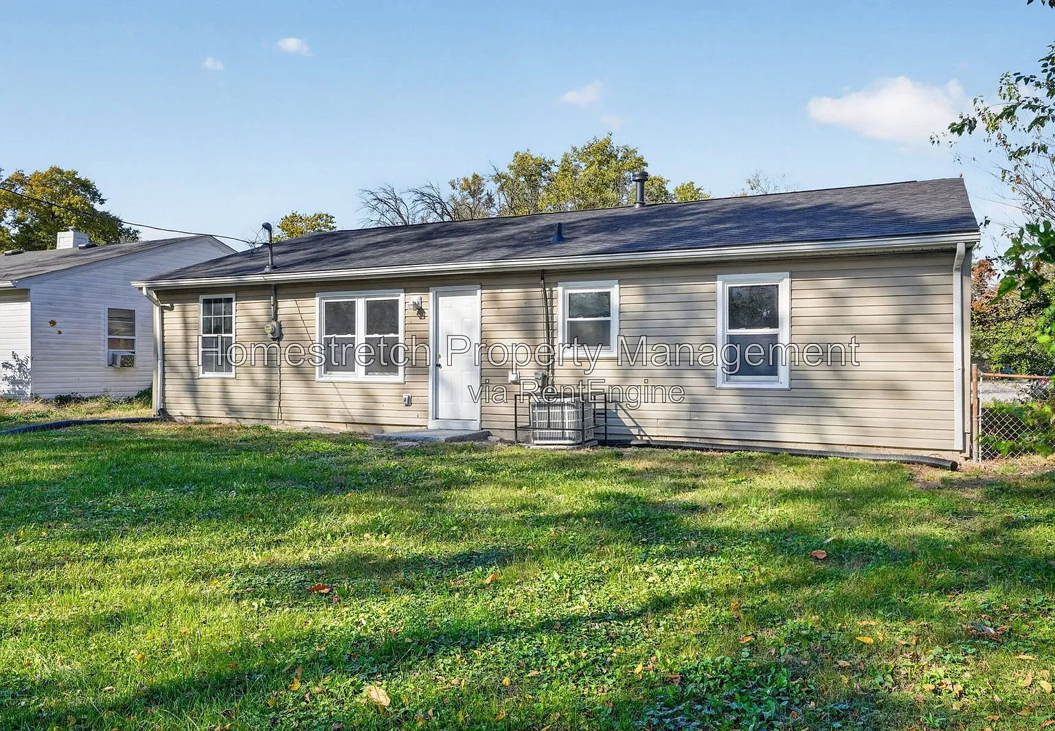 3 bed, 1.0 bath, 1080 sqft, $1,550 — Photo 3