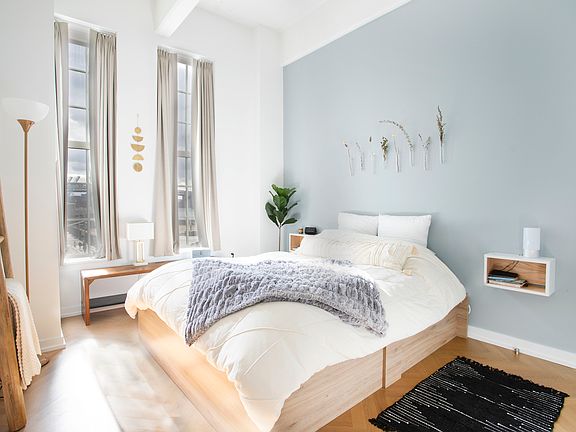 4th image of 184 Kent Ave APT A307