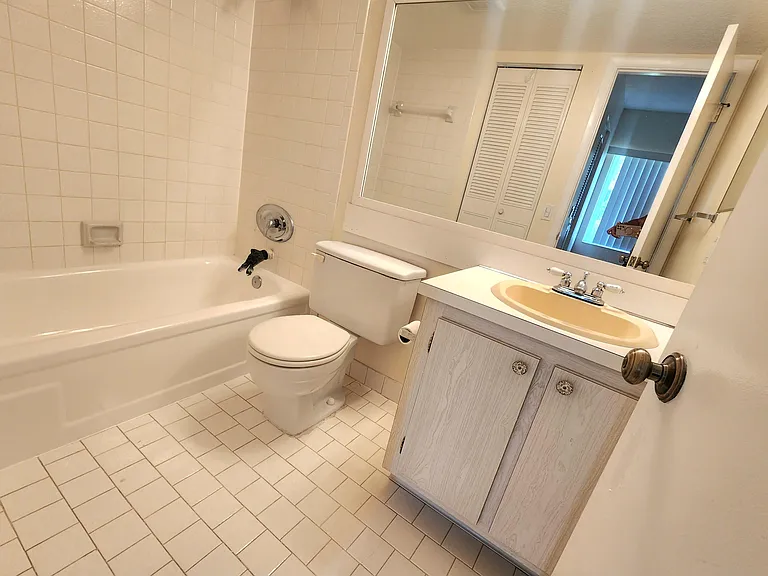 133 Lake Pine Cir — Photo 11