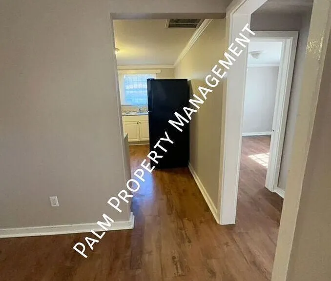 2108 Bulloch St — Photo 3