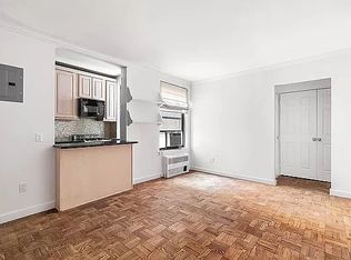 208 E 70th St APT 1C, New York, NY 10021