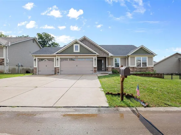 2022 Iron Mountain Dr, Festus, MO 63028