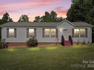 138 Dayton Rd, Dallas, NC, 28034