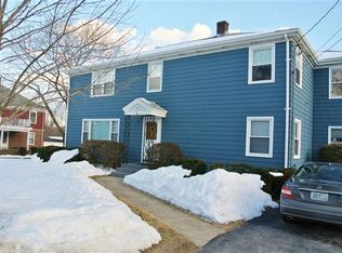 6 Sayles Hill Rd, Lincoln, RI 02838