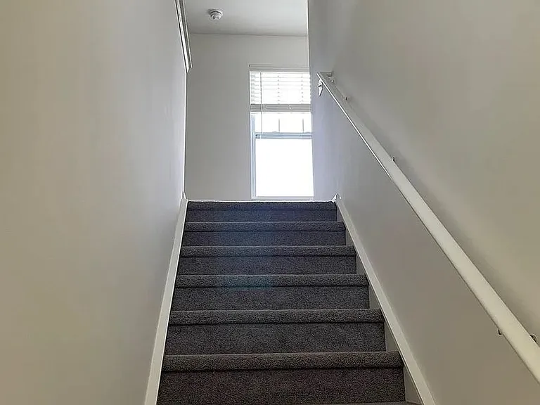 1511 Mariners Ct — Photo 14