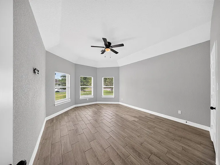 2309 Minnesota St — Photo 14