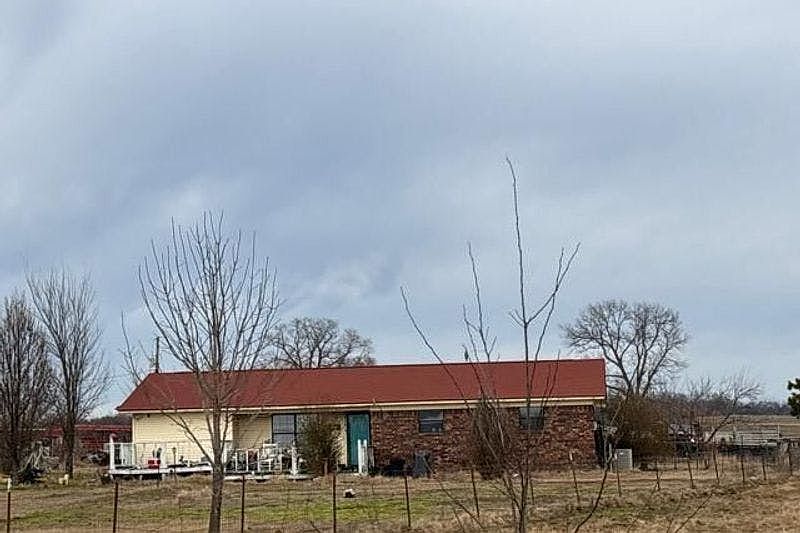 1st image of 6828 Dayton Rd