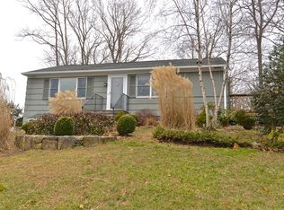 32 Clearview Dr, Brookfield, CT 06804
