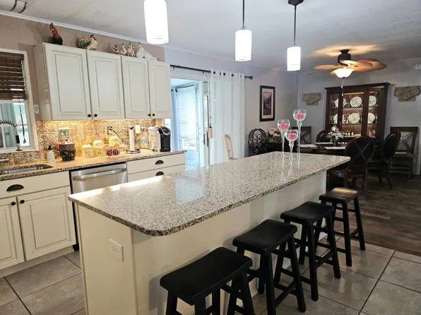 7300 20th St #38, Vero Beach, FL 32966