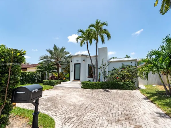 8926 Emerson Ave, Surfside, FL 33154