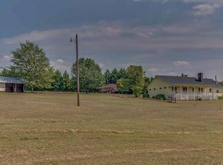 25 E Green Creek Dr #11, Tryon, NC 28782