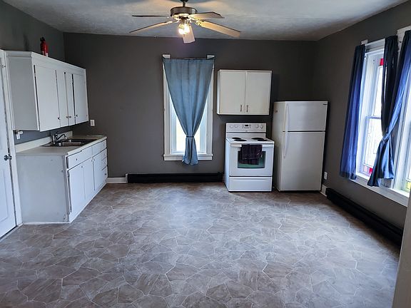 4th image of 15810 W Clear Lake Rd #1