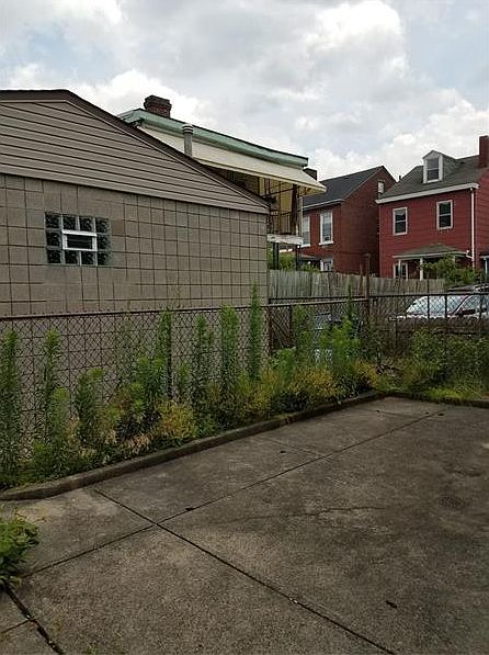 2nd image of 4562 Rosina Way