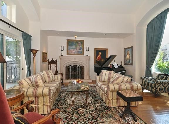 5th image of 24915 Bella Vista Dr